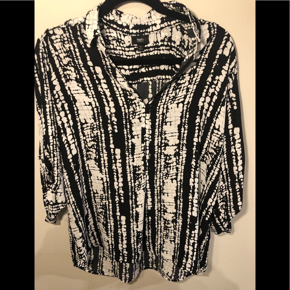 Cute flowy top